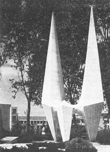 Spomenik Edvardu Rusjanu v Novi Gorici